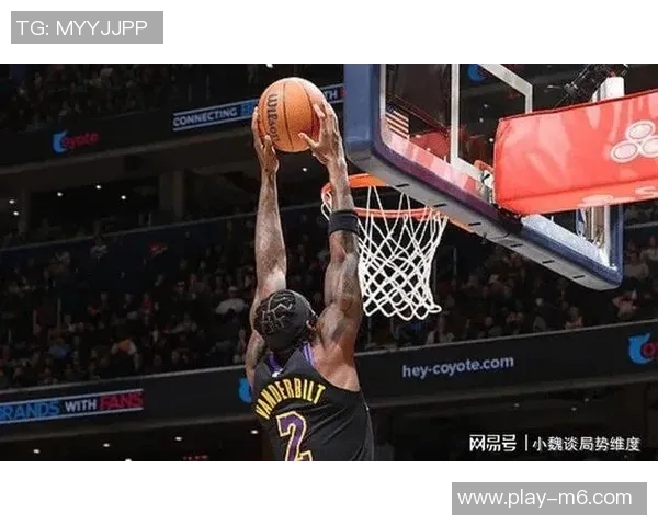 湖人队继续寻找攻守兼备的侧翼球员以此放弃今夏的财务灵活性 湖人队继续寻找攻守兼备的侧翼球员以此放弃今夏的财务灵活性